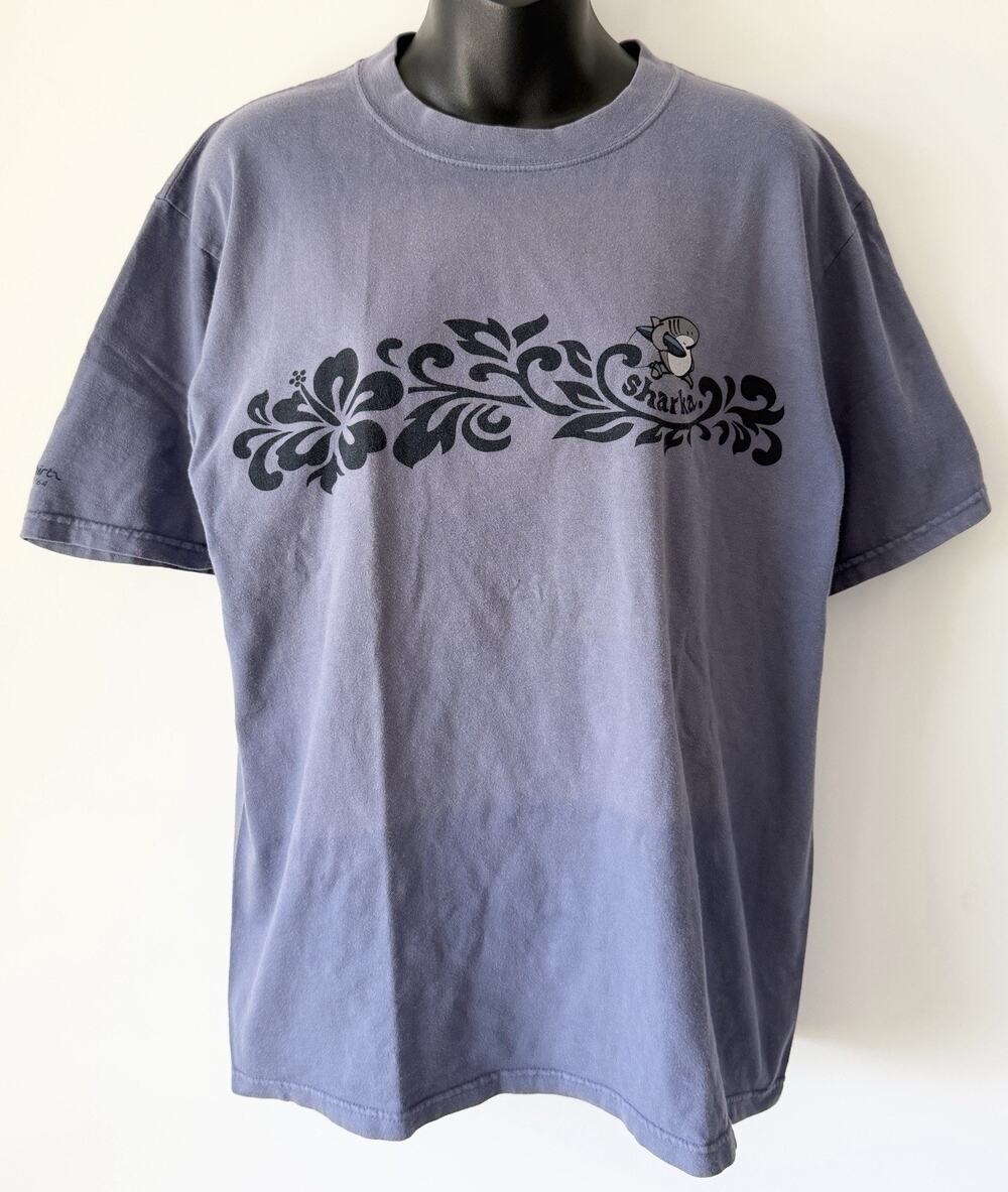 Crazy Shirts Sharka Graphic T Shirt Medium Blue Purple Faded Vintage Unisex